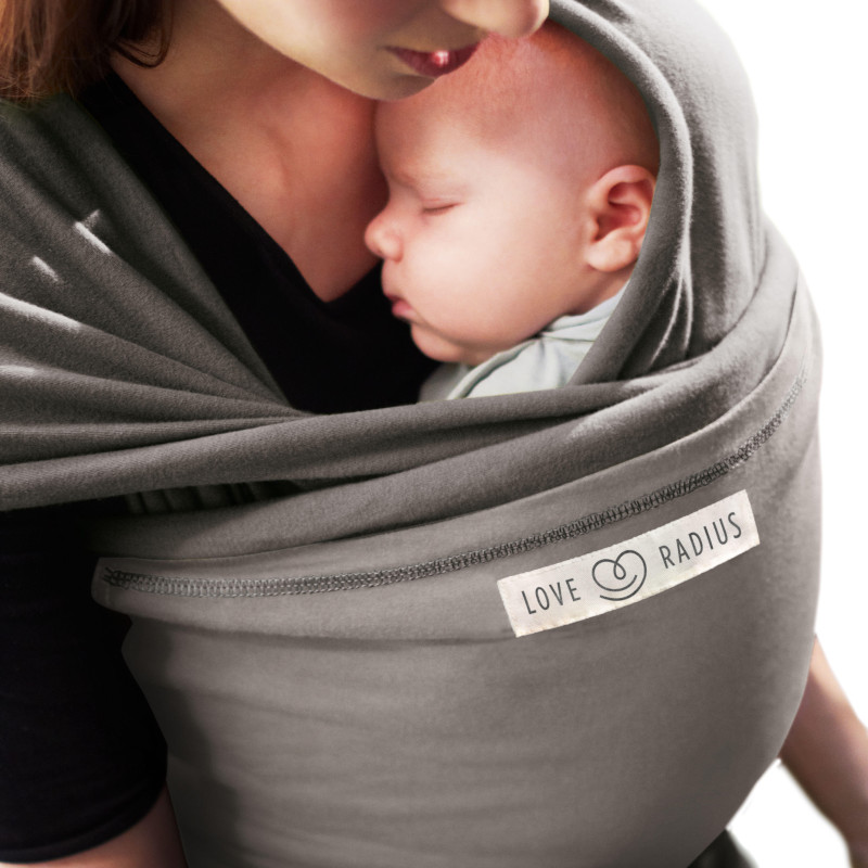 Szara chusta Love Radius Originale JPMBB delicate owijająca noworodka do matki