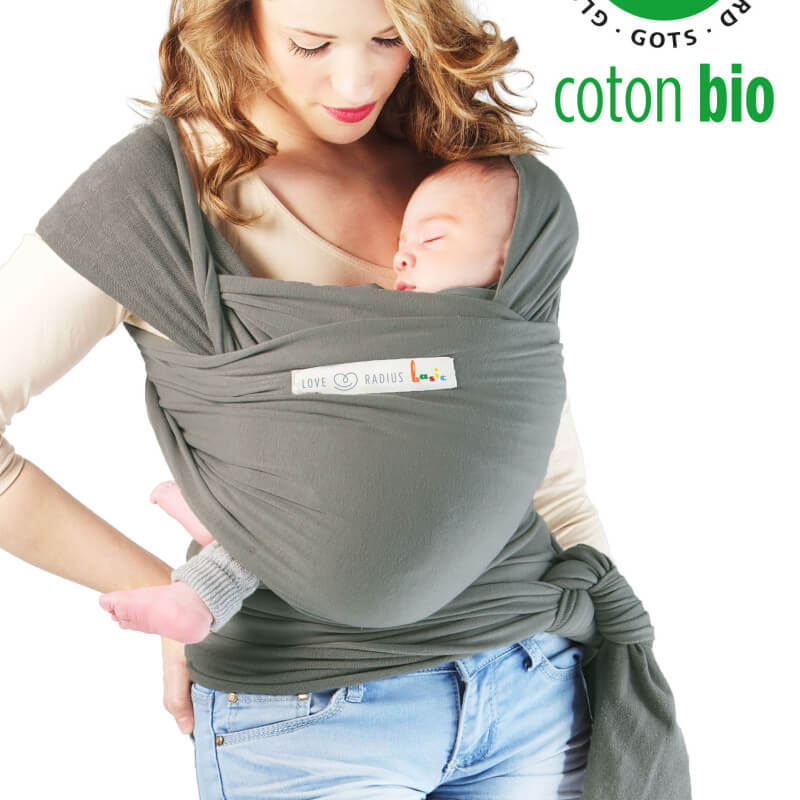 Pañuelo de portabebés Love Radius BASIC verde salvia, bebé envuelto contra madre, algodón orgánico