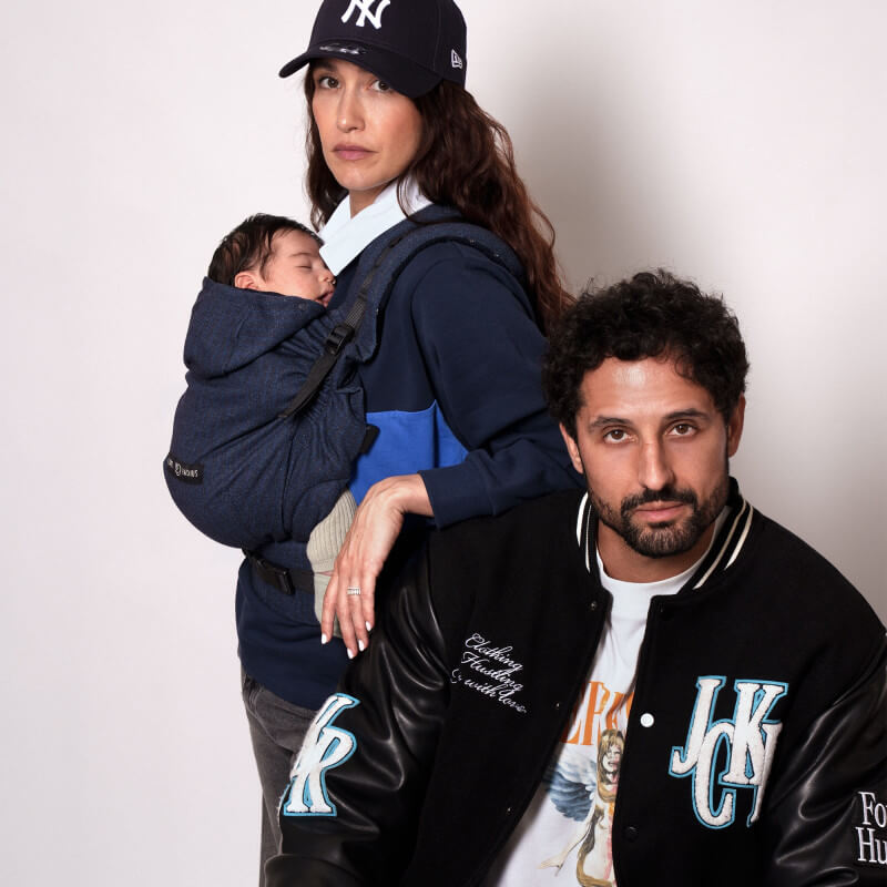 Love Radius HoodieCarrier 2 Boyfriend, portabebés familiar, mujer y hombre con bebé